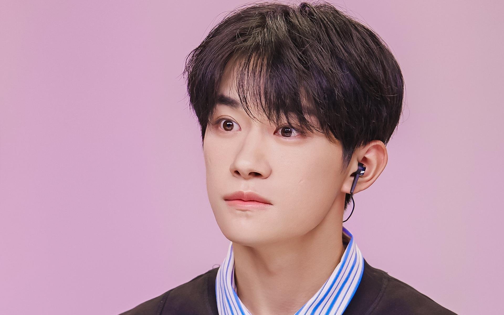 _蓝天白云下:乡村网球趣味挑战赛_,乡村网球场