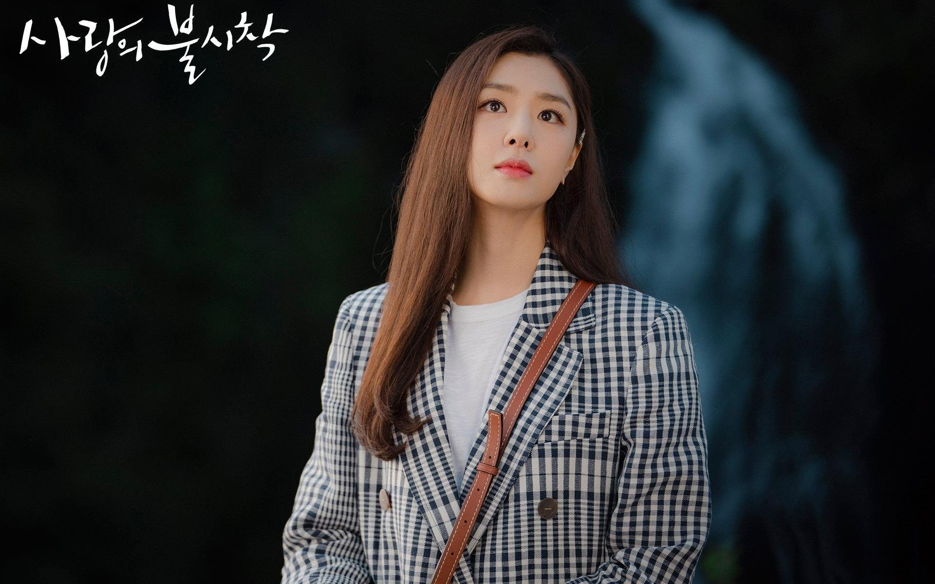 “中超联赛裁判员培训全面升级，裁判水平不断提高”，2021中超裁判员